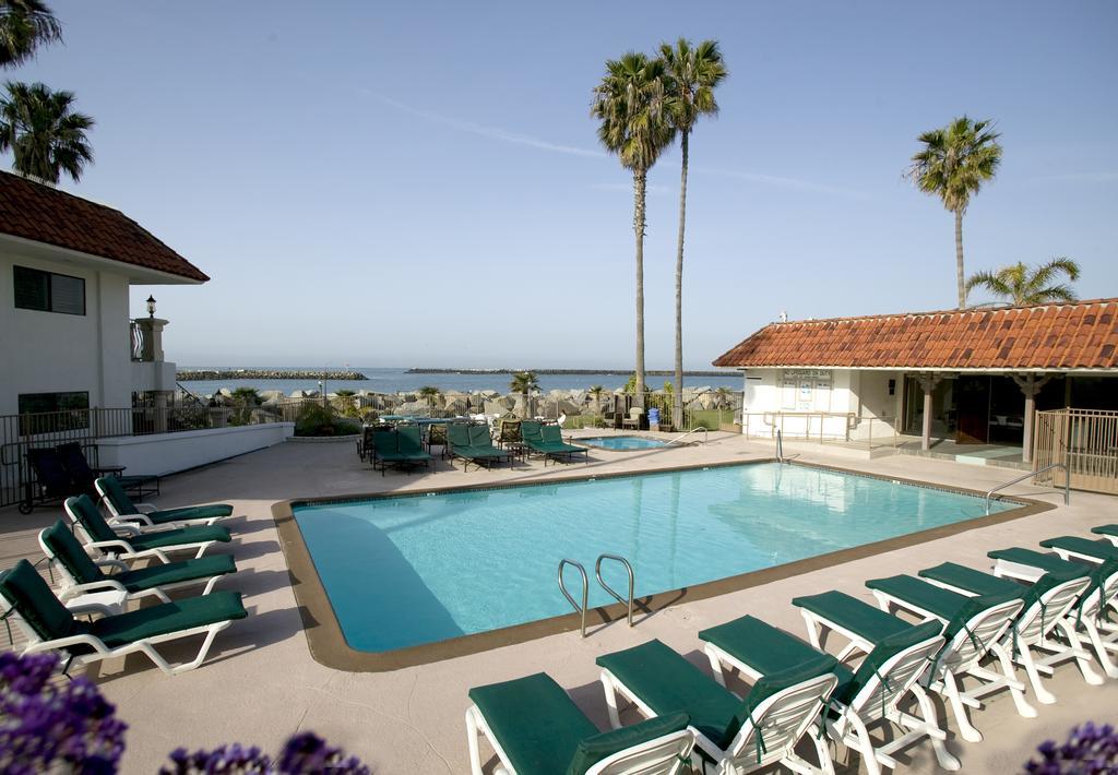 Oceanside Marina Suites - A Waterfront Hotel Exteriör bild